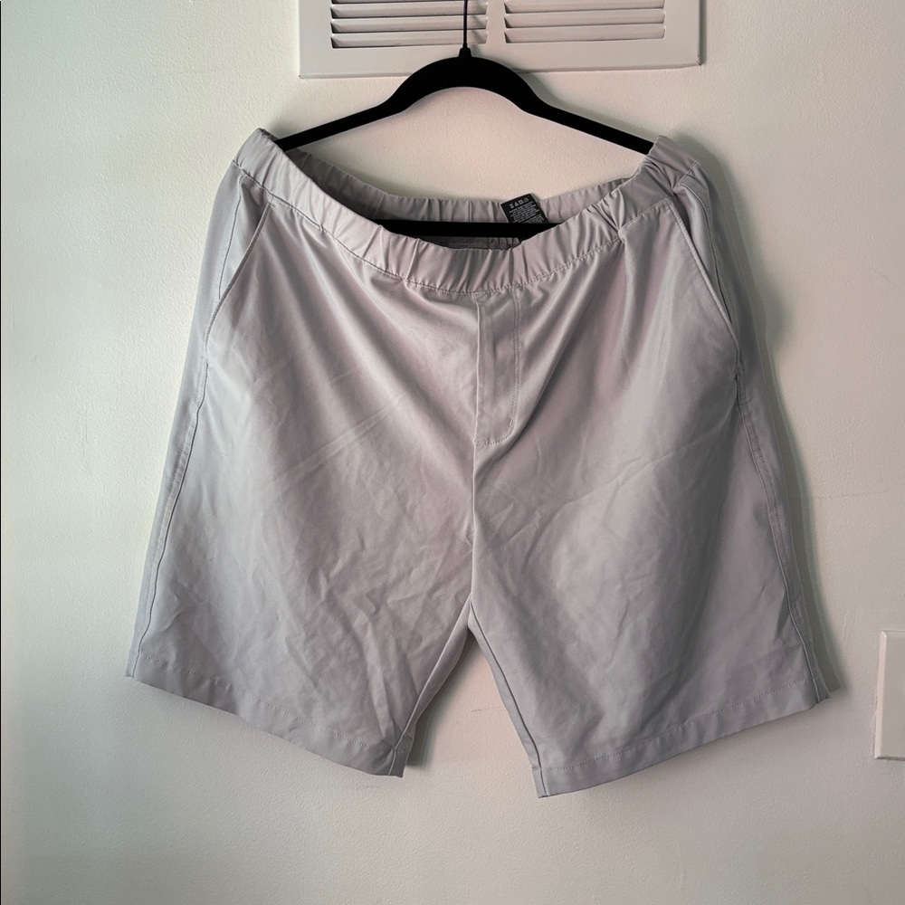 Greg Norman Collection Light Gray Shorts